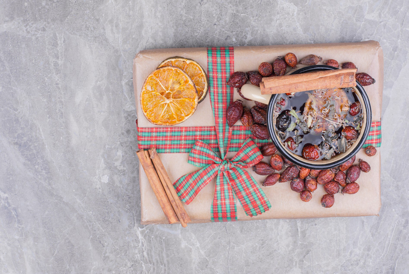 Wrapped dried fruit gift box